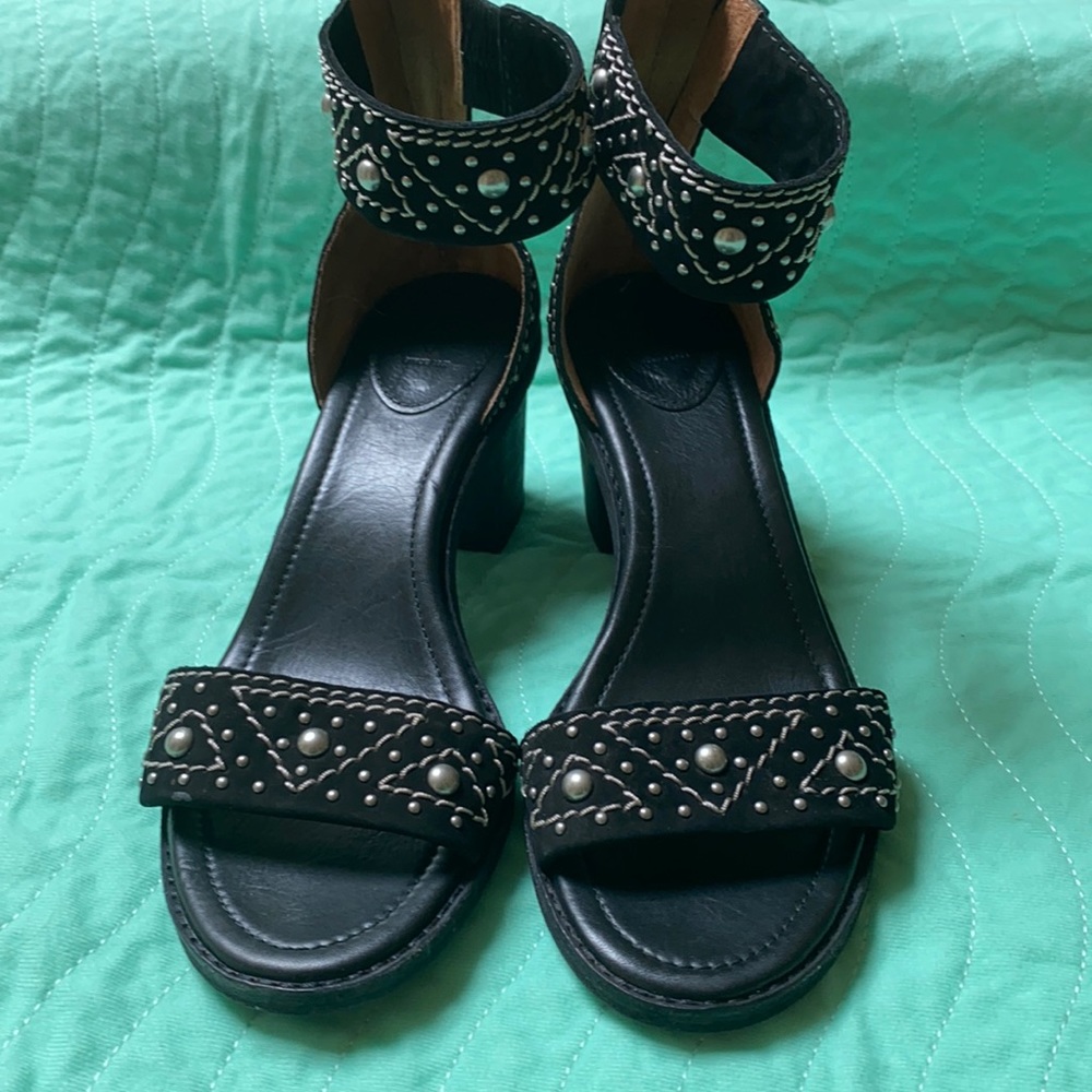 FRYE BRIELLE BACK ZIP SANDALS